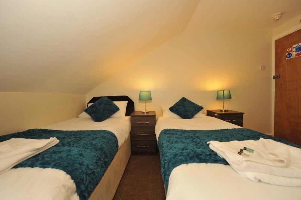 Gail'S Guest House Barry Luaran gambar